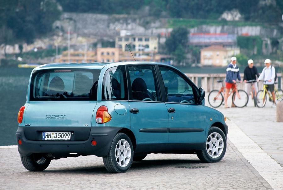  Fiat Multipla (186) 1998 года  (фото 25 из 36)